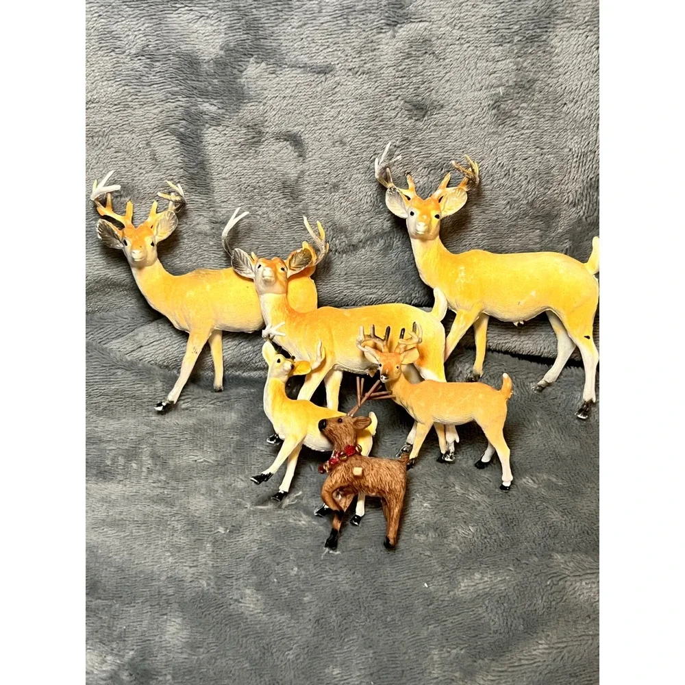 Vintage Hong Kong Deer Figurines Lot Hand‎ Painted Buck Reindeer 4in Japan Era